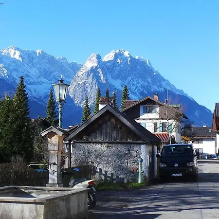 Apartment Yeti Lux - Panoramic Loft Garmisch-Partenkirchen