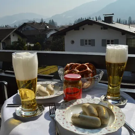 Apartment Yeti Lux - Panoramic Loft Garmisch-Partenkirchen