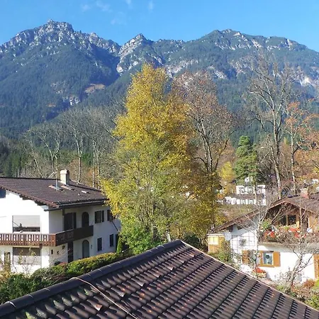 Апартаменти Yeti Lux - Panoramic Loft *